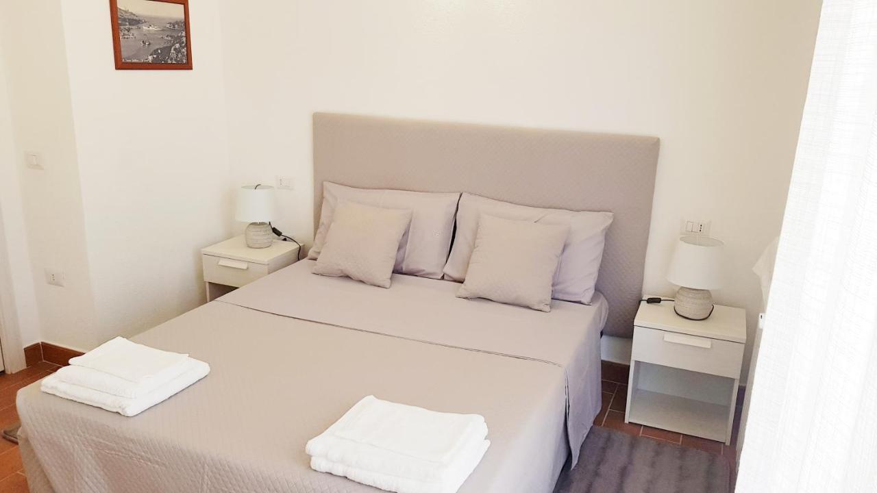 B&B Bell'Alba Santa Teresa Gallura Ngoại thất bức ảnh