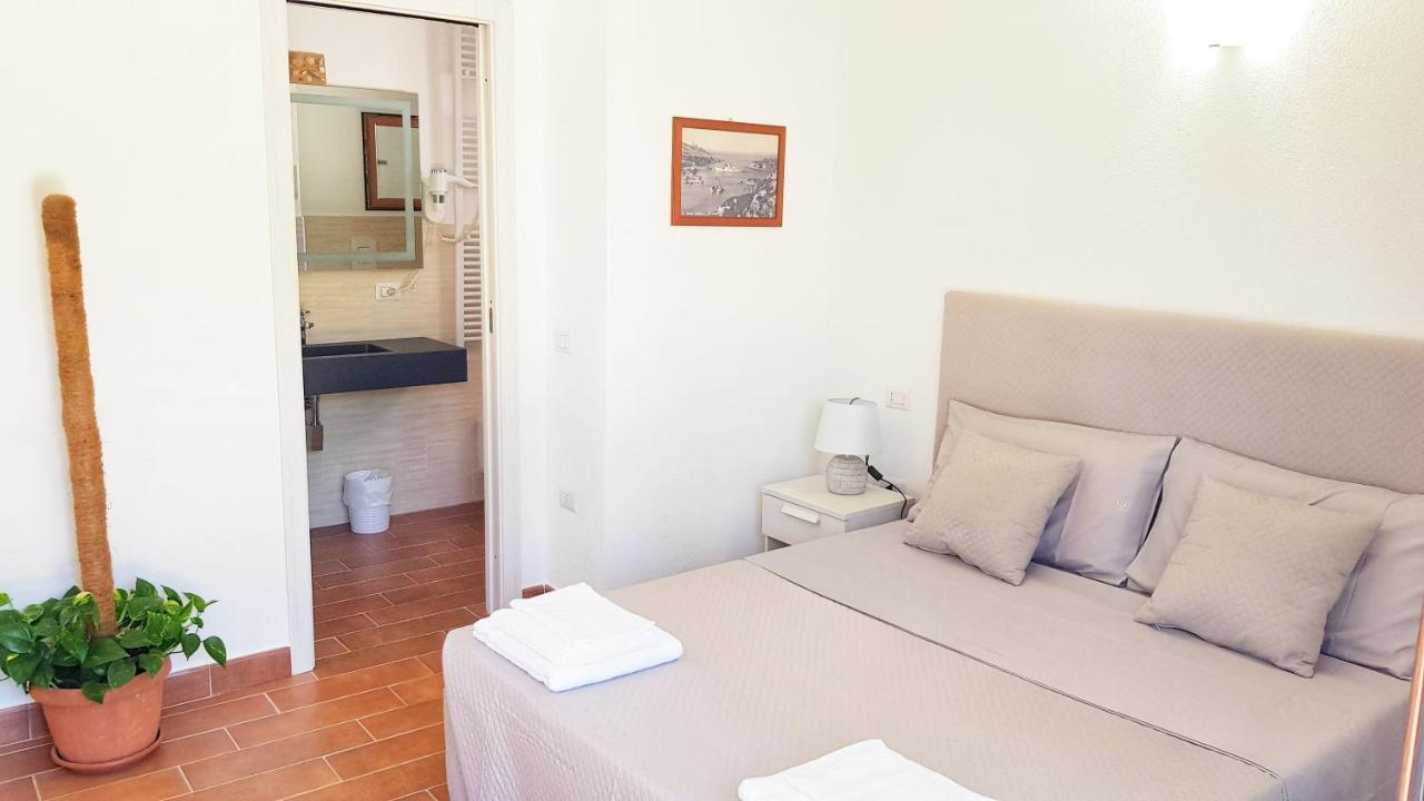 B&B Bell'Alba Santa Teresa Gallura Ngoại thất bức ảnh